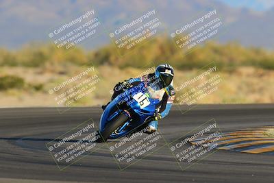 media/Oct-29-2022-CVMA (Sat) [[14c0aa3b66]]/Race 13 Femmewalla (Holeshot 2nd Wave)/